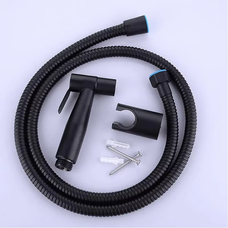 Home Bathroom Cleaning Kit - Toiletten-Bidet-Armatur, Schwarzer Handbrause-Sprüher, Edelstahl-Badezimmer-Hand-Bidet-Sprüher-Set mit Schlauch,