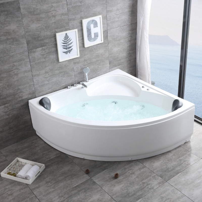 Dreieckige Jacuzzi-Badewanne a – Home Bathroom Jacuzzi Bewertung und Preis